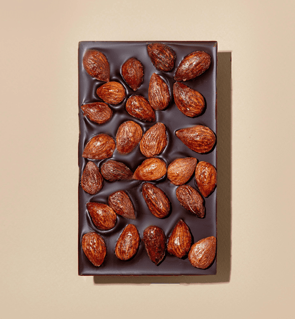 UTOPIA DARK ALMONDS